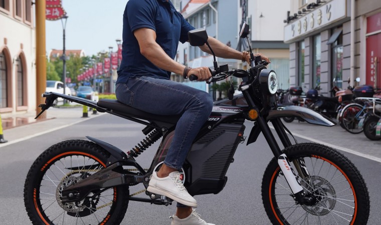Charging Infrastructure for E-Motorcycles: What Dealers Need to Know