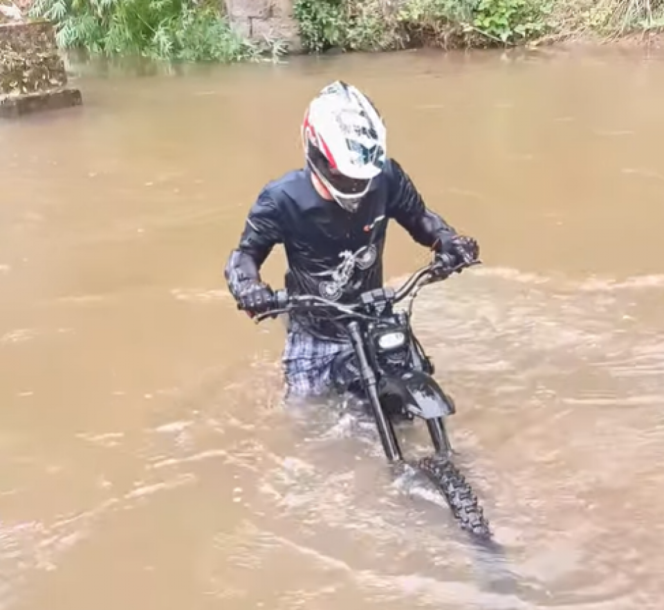 Waterproof Electric Motorcycles: Caofen F80