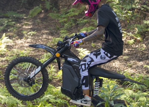 Caofen: Advancing the Future of Mobility with Electric Motorcycles