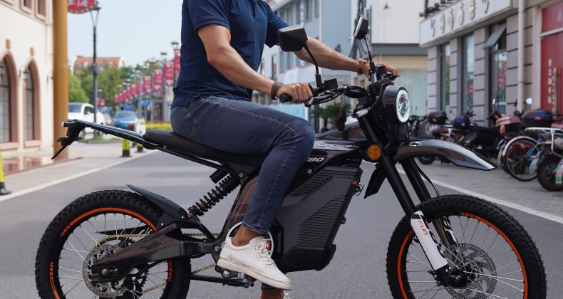 Charging Infrastructure for E-Motorcycles: What Dealers Need to Know