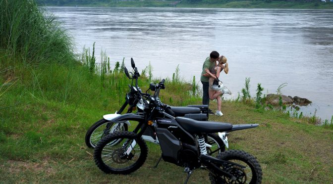 Bonding with Loved Ones: A Joyful Ride and Picnic with the Caofen F80 Electric Motorcycle