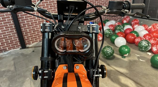 Battery-Powered Dirt Bike Headlight: Key Features for Safe Riding